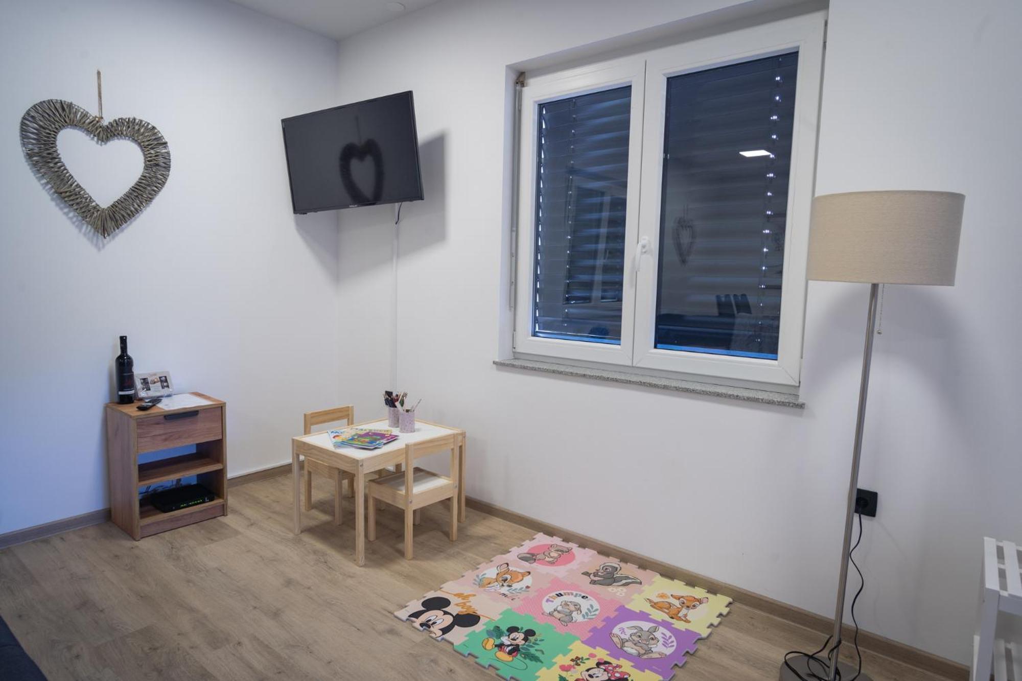 Appartamento Cuckoo'S Alpine Nest Lesce  Esterno foto