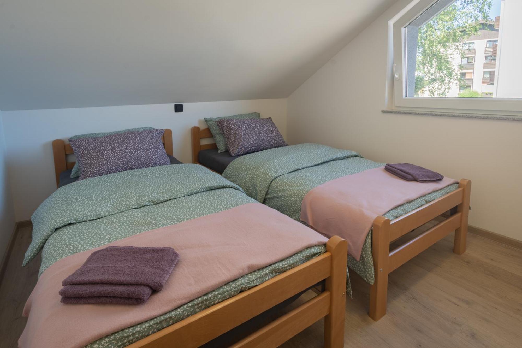 Appartamento Cuckoo'S Alpine Nest Lesce  Camera foto